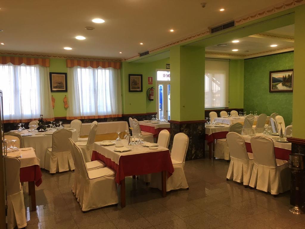 Hotel Los Toreros Del Trabancos Сьете-Иглесьяс-де-Трабанкос Экстерьер фото